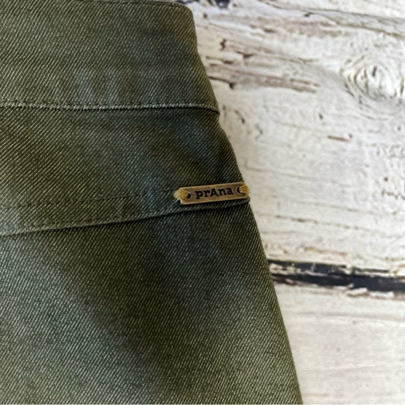 PrAna Kara Olive Green Denim Skirt Size 2 - Picture 3 of 9